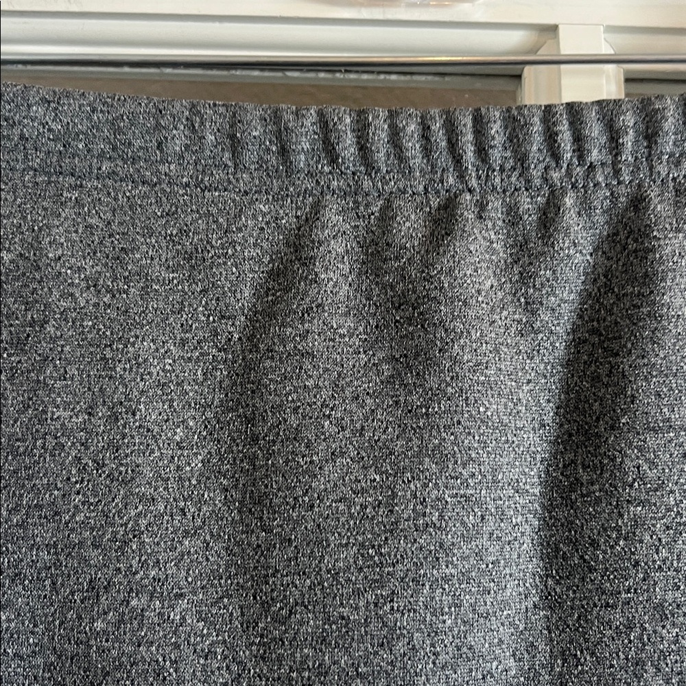 Elegant Gray Midi Skirt - Picture 5 of 8